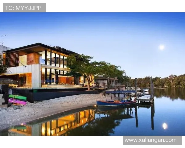 足球明星豪华包间全景展示尽显奢华与风采的精彩瞬间 足球明星豪华包间全景展示尽显奢华与风采的精彩瞬间