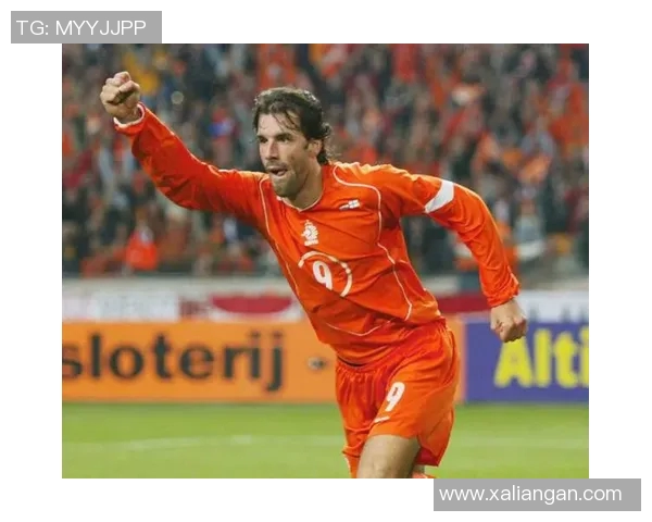 足球明星的辉煌历程与成就简介探索他们的职业生涯与影响力 足球明星的辉煌历程与成就简介探索他们的职业生涯与影响力